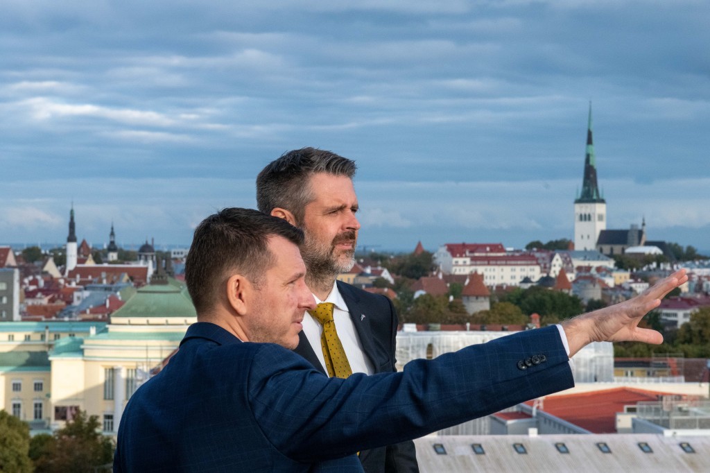 Vseviov and his Icelandic colleague discuss the war in Ukraine, regional security and bilateral cooperation