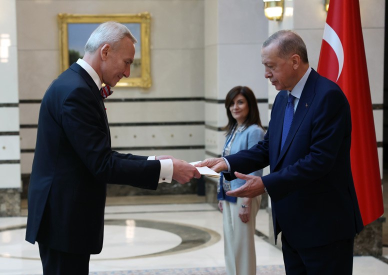 Reinart_Erdogan_1.jpg