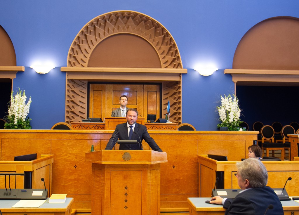 Tsahkna_riigikogu.jpg