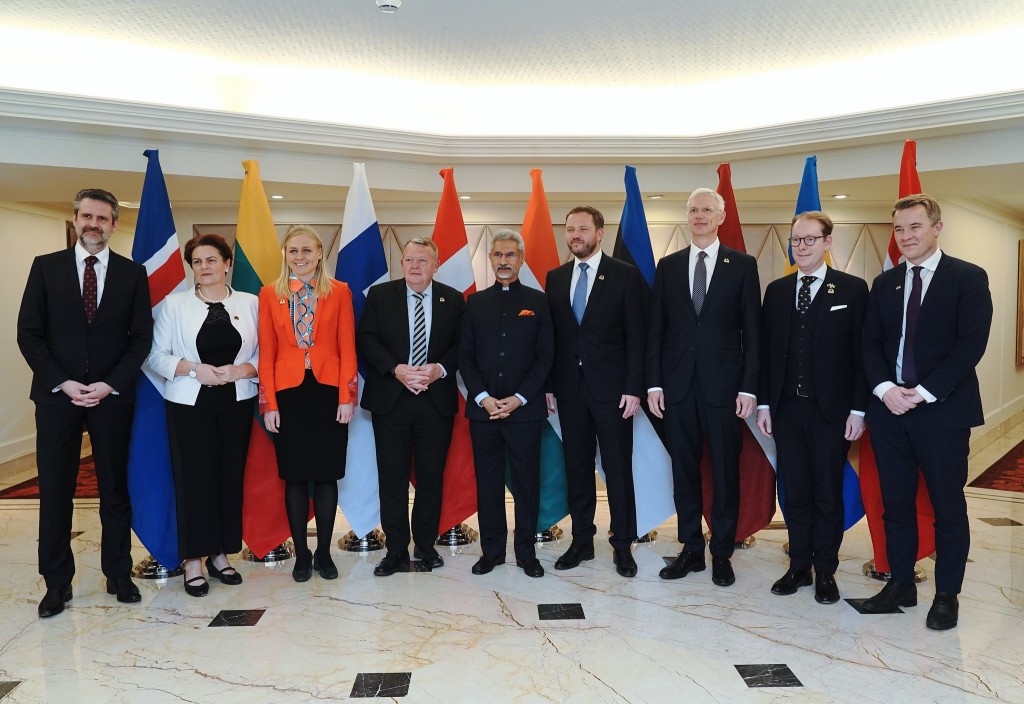 NB and India joint photo by Indian MFA.jpg