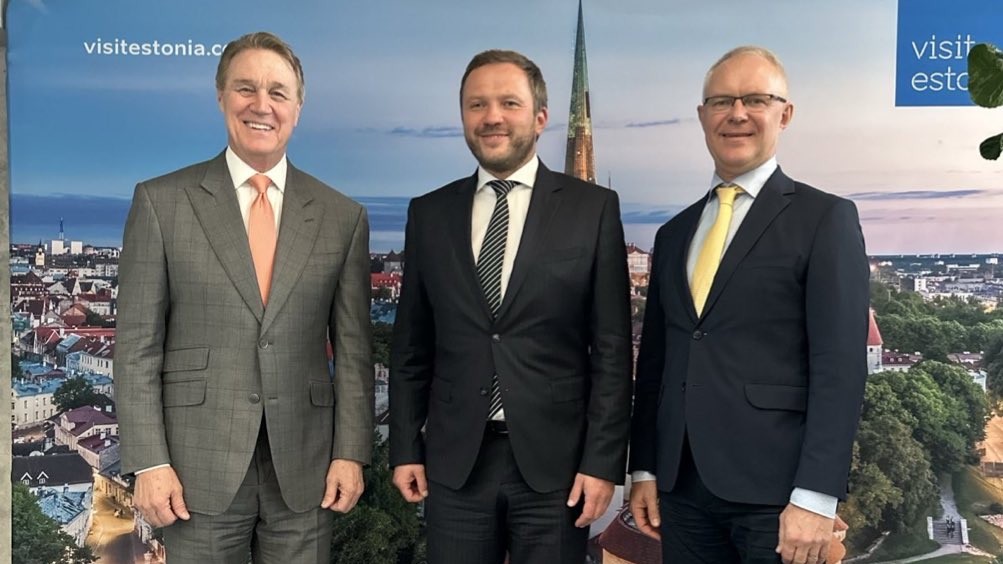 FM Tsahkna with Amb. David Perdue.jpg
