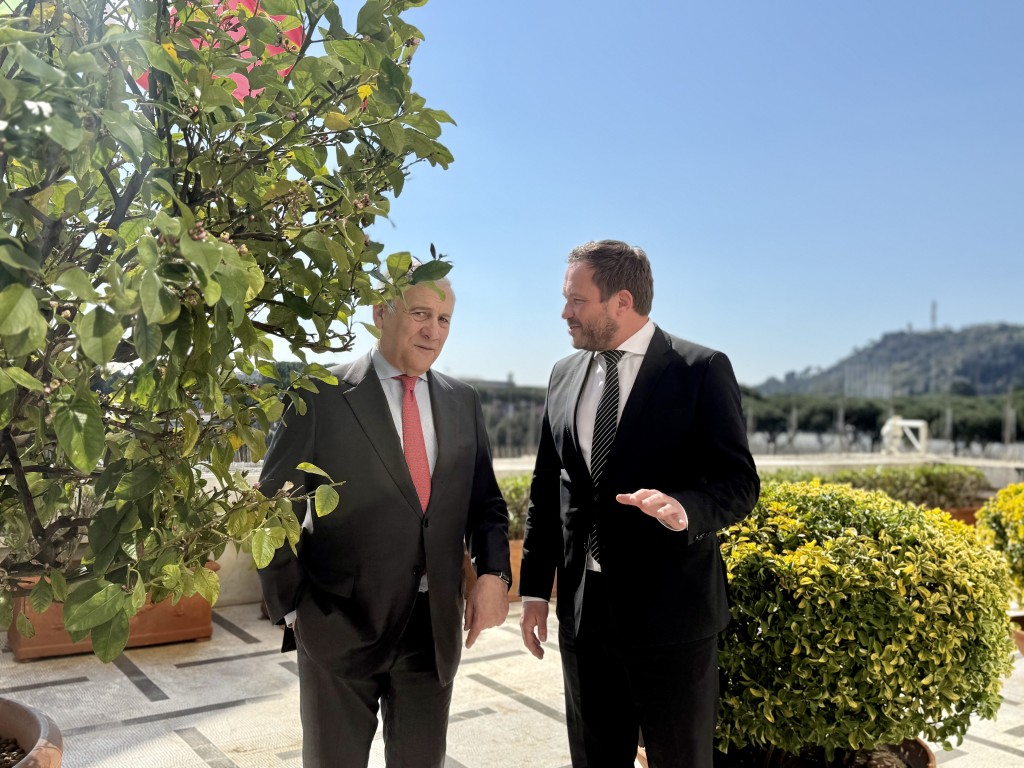 Tsahkna_Tajani.jpg
